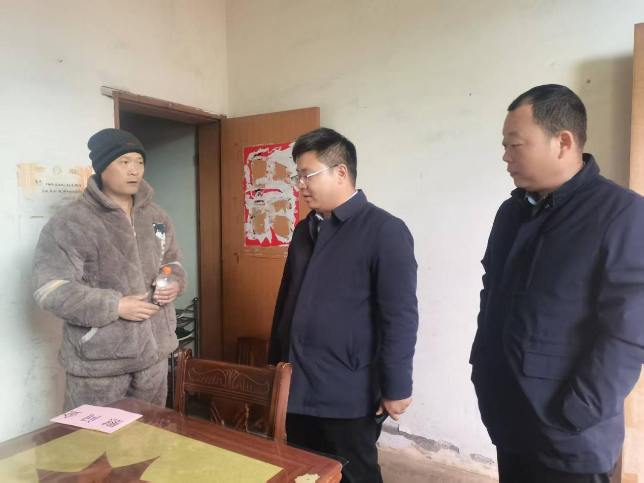 節前慰問送溫暖,濃濃關懷顯真情 ——安徽華宇電纜集團工會開展春節慰問困難職工活動